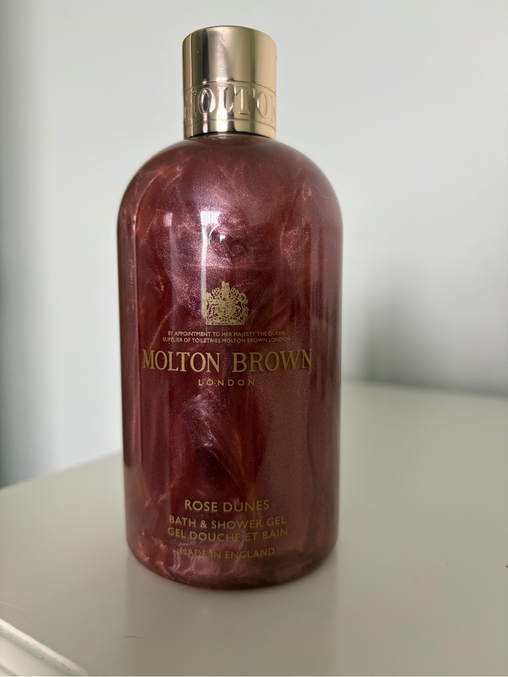 Molton Brown Rose Dunes Bath & Shower Gel — Shimmering Rose Gold Bottle 10 fl oz